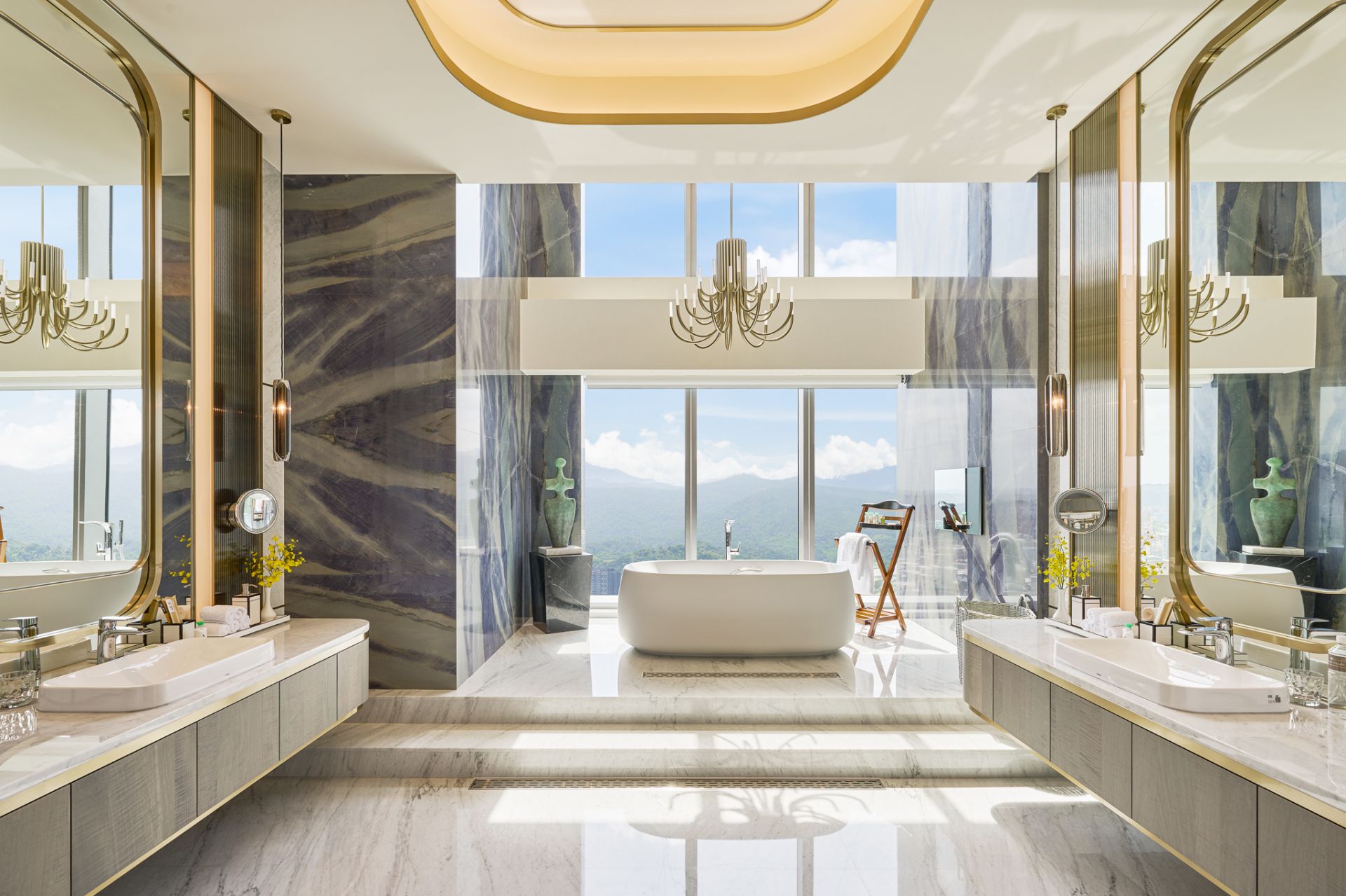 ALL_room_25H20_GE9OJSQ0uq