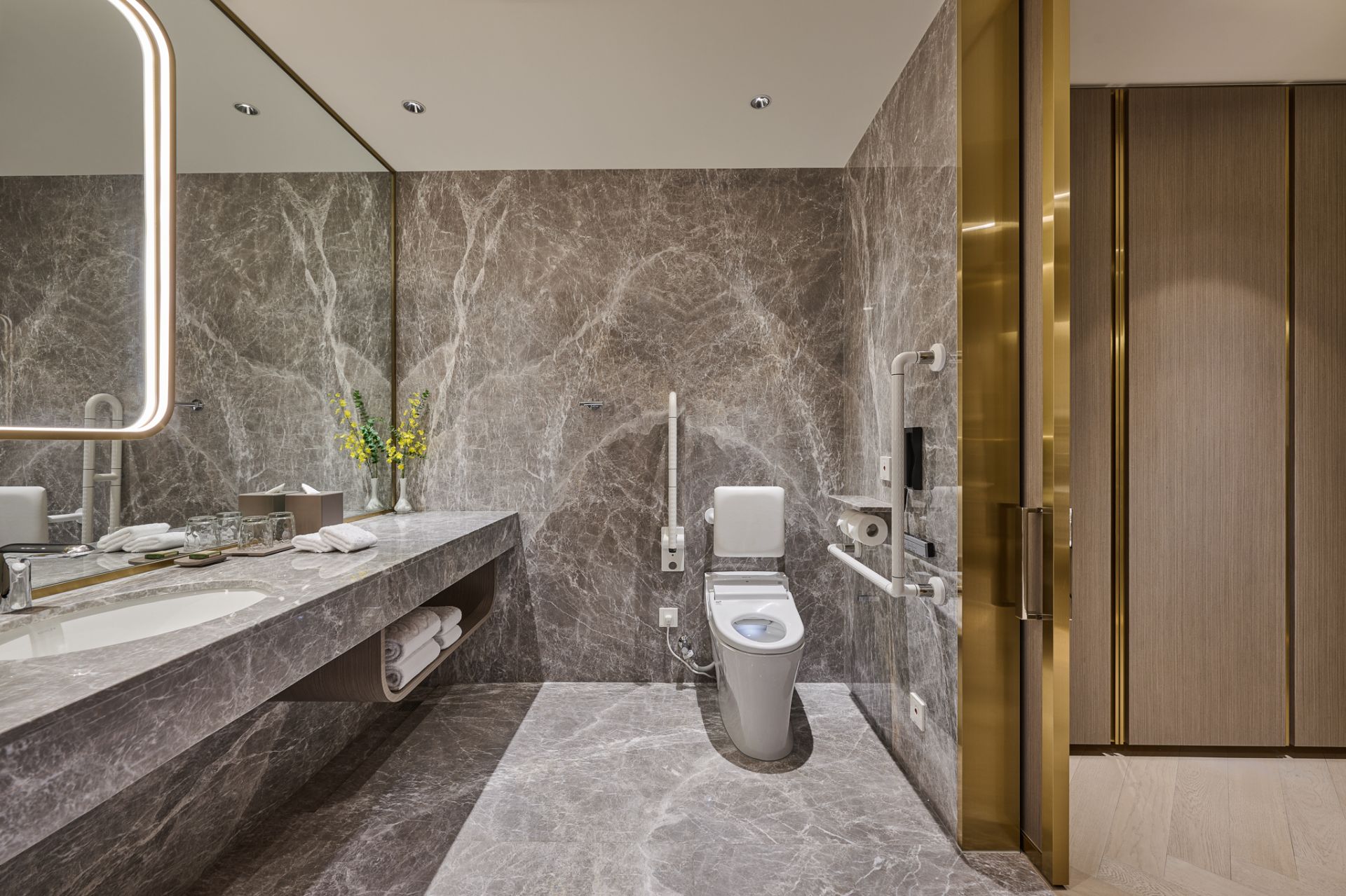 ALL_room_26A08_rv7jZNThOa